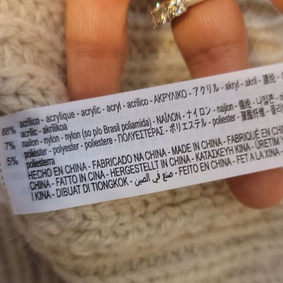 Zara knit sweater size small. - Picture 8 of 8